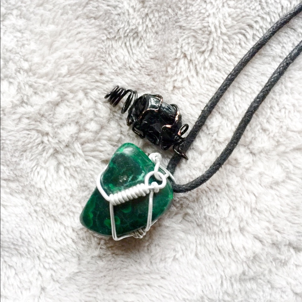 Wrapped wired Malachate & tourmaline neckless
